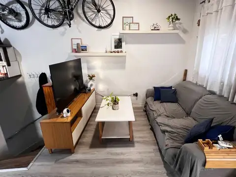 Depto Tipo Casa en Venta de 2 ambientes