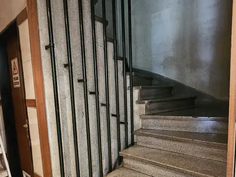 Departamento en Alquiler en Parque Centenario, $ 750.000