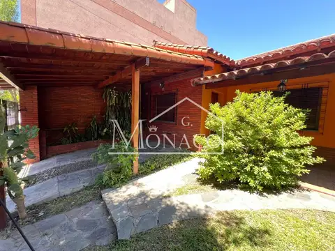 Casa En Venta En Ramos Mejía Apto Credito