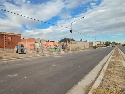 VENTA Casa en construccion Rincon del Rio, Neuquen
