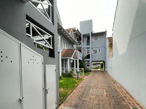 Departamento 2 ambientes CON COCHERA! Excelente Ubicación