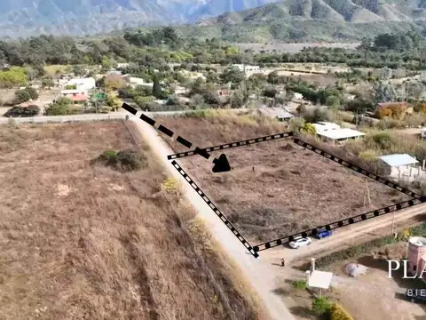 Terreno en Venta 49  mts Frente