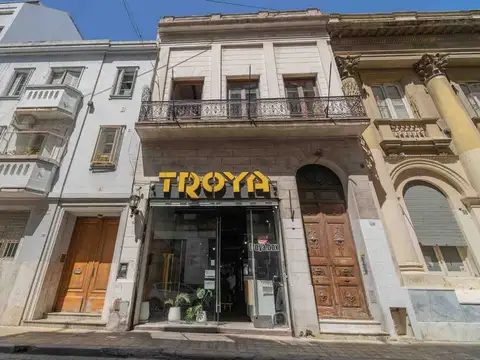 Casa 2 plantas venta Monserrat + local + oficinas 