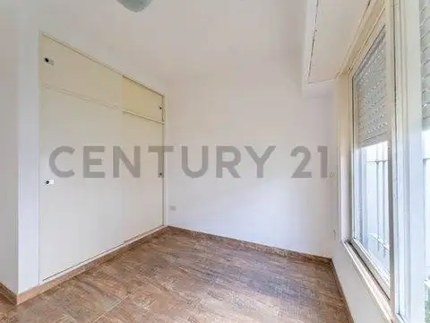 Venta casa 4 ambientes con cochera jardín y quincho en Ramos Mejia
