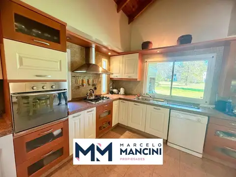 Casa en Saint Thomas Sur Venta 6 Ambientes