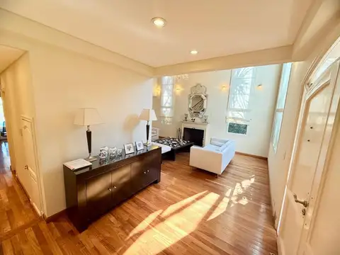 Casa en Alquiler de 5 dormitorios