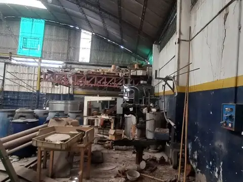 GALPON EN VENTA CALLE ECHEVERRIA LAS HERAS