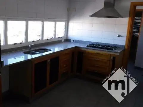 Departamento en Venta de 5 ambientes