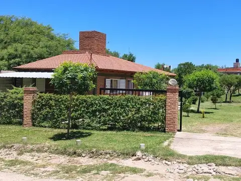 VENTA COMPLEJO CABAÑAS MINA CLAVERO 2 UNIDADES