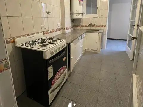 OPENHOUSE alquila departamento en calle Garibaldi de Ciudad