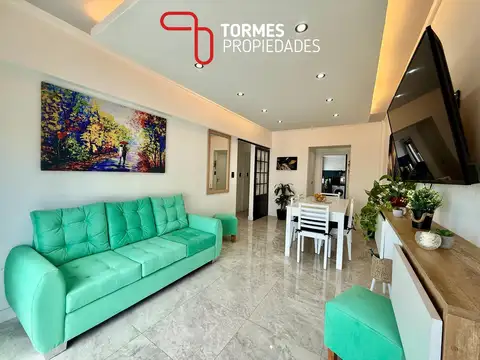 VENTA Departamento 3 ambientes reciclado con balcón y vista abierta en macrocentro, Mar del Plata