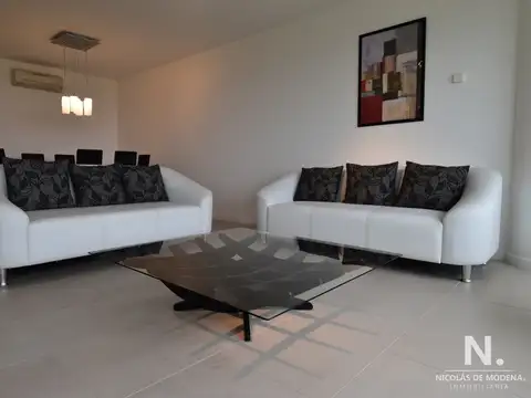 Departamento en Alquiler Temporal en Playa Brava, USD 12.000