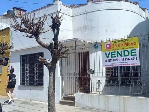 Casa a refaccionar en Villa Lynch