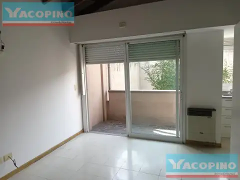 Depto Tipo Casa en Alquiler de 1 dormitorio