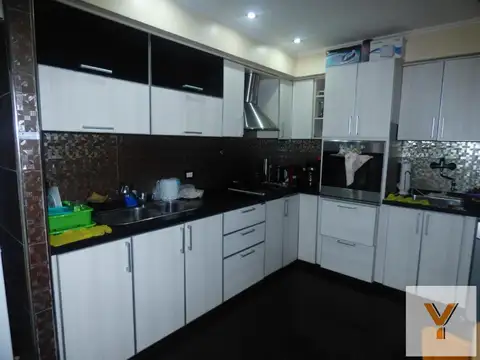 Depto Tipo Casa en Venta de 4 ambientes