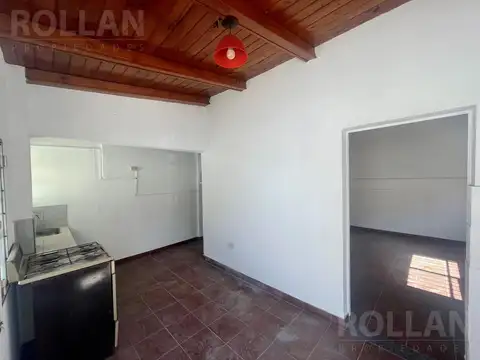 Depto Tipo Casa en Alquiler con 1 cocheras