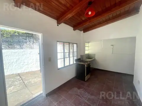 Depto Tipo Casa en Alquiler de 2 ambientes