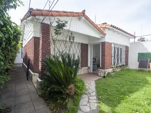 PH de 3 amb en  Castelar Norte - Patio y jardín.