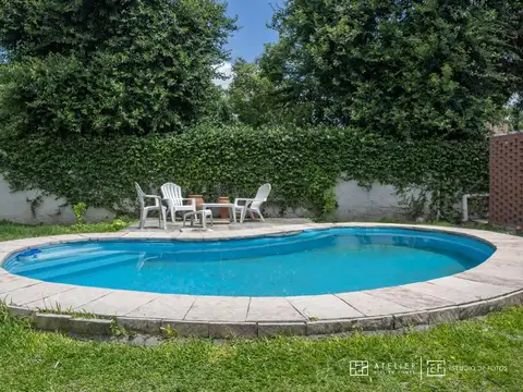 Casa en Venta con 1 cochera