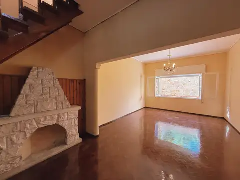 Casa en Alquiler en Echesortu, $ 1.000.000