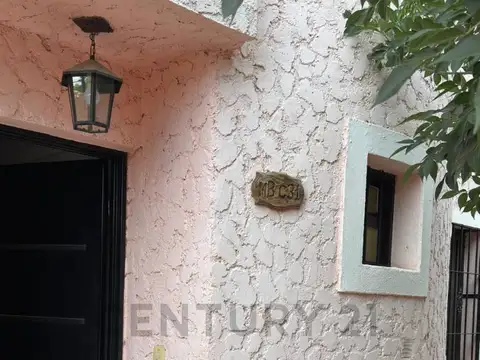 Depto Tipo Casa en Venta en Villa Nueva De Guaymallen, USD 58.000