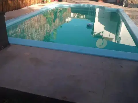 Casa 3 ambientes con 2 baños