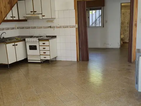 Casa sobre Eva Perón - IMPUESTOS INCLUIDOS