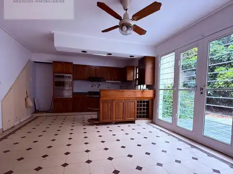 Venta Casa en Villa Devoto con patio 8,66 mts x 25 mts