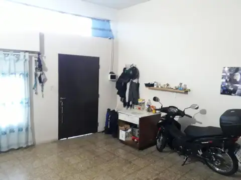 Ag. Alvarez 1100, Piso P. Baja