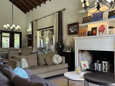 VENTA Casa 4 ambientes-Club de Campo Pueyrredon-Radiadores-Pileta-Pilar-Deportes-Restaurant