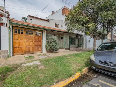 Casa en Venta en Olivos, USD 230.000