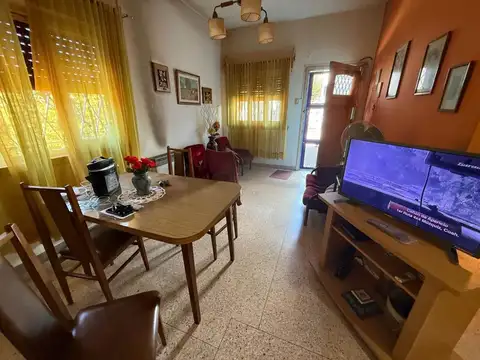 Depto Tipo Casa en Venta 46 años