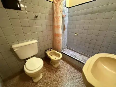 Depto Tipo Casa 3 ambientes con 1 baño