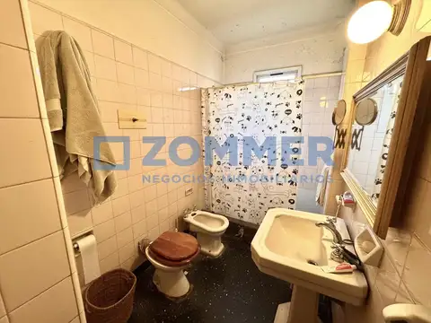 Depto Tipo Casa 4 ambientes con 2 baños