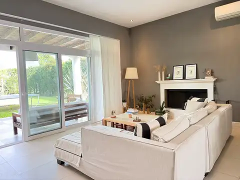 Casa interna con inmejorable ubicación en Barbarita, Bancalari