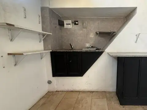 Depto Tipo Casa en Alquiler en Santos Lugares, $ 500.000