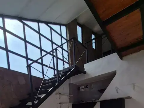 Depto Tipo Casa en Alquiler de 2 ambientes
