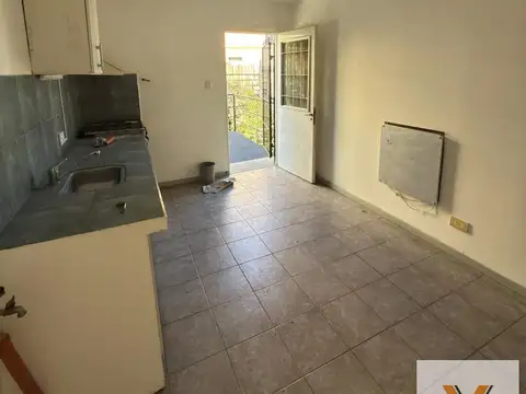 Depto Tipo Casa 3 ambientes con 1 baño