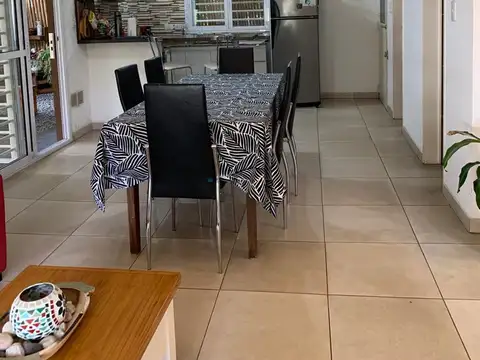 Depto Tipo Casa en Venta de 2 dormitorios