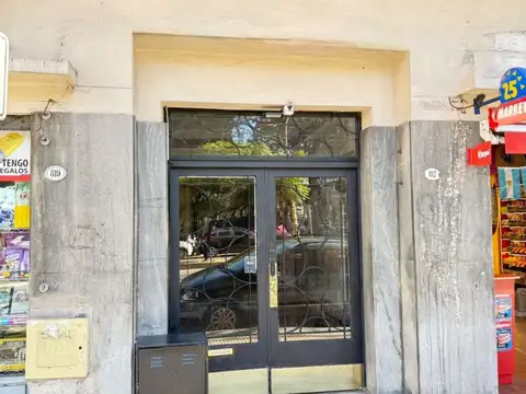 Av Montes de Oca 800, Piso 6