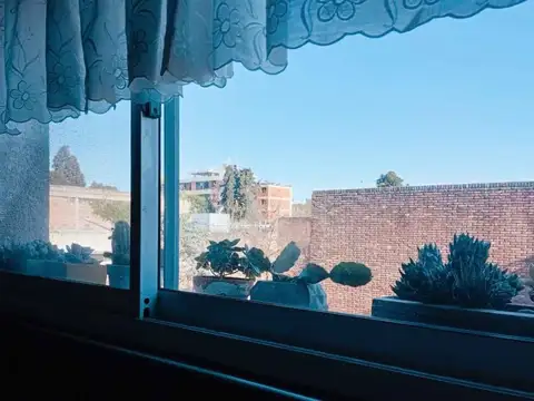 Departamento 4 ambientes con 1 baño