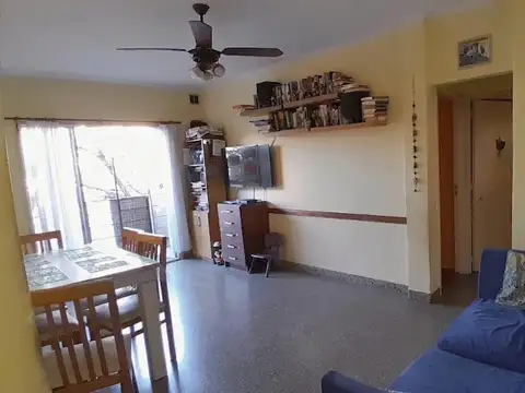José Mármol 900, Piso 2