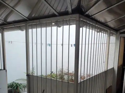 Depto Tipo Casa en Alquiler 45 años