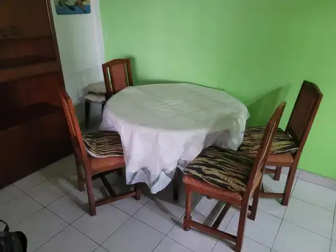 Depto Tipo Casa en Alquiler de 1 dormitorio