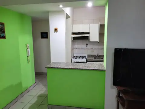 Depto Tipo Casa 2 ambientes con 1 baño