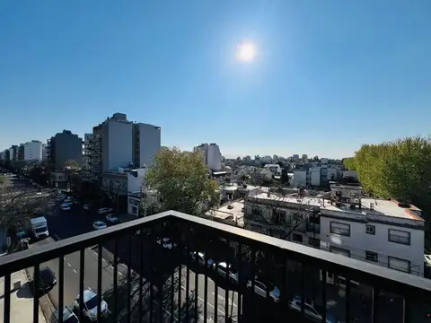 Departamento 4 ambientes con 2 baños