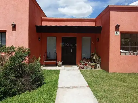 Casa en venta la Pilarica, Saravi excelente acceso 1700