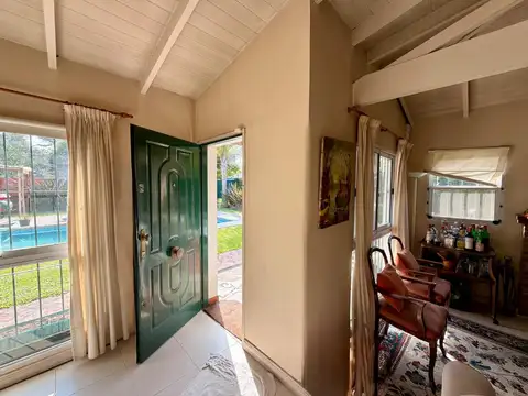 Casa en Venta con 4 cocheras