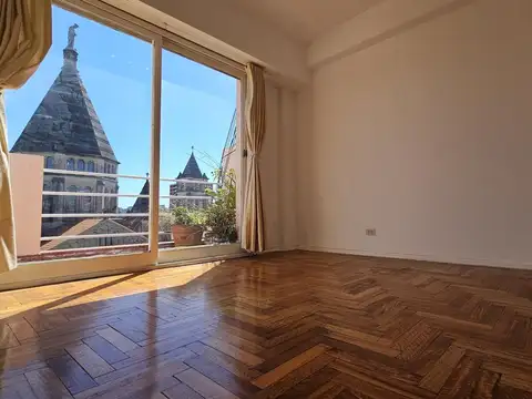 2amb. - Parque Chacabuco - Sol - Reciclado