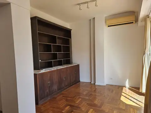 Departamento en Venta en Parque Chacabuco, USD 94.500